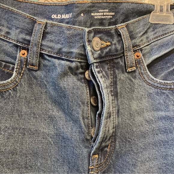 Old Navy Slouchy Straight Jeans - Picture 2 of 2